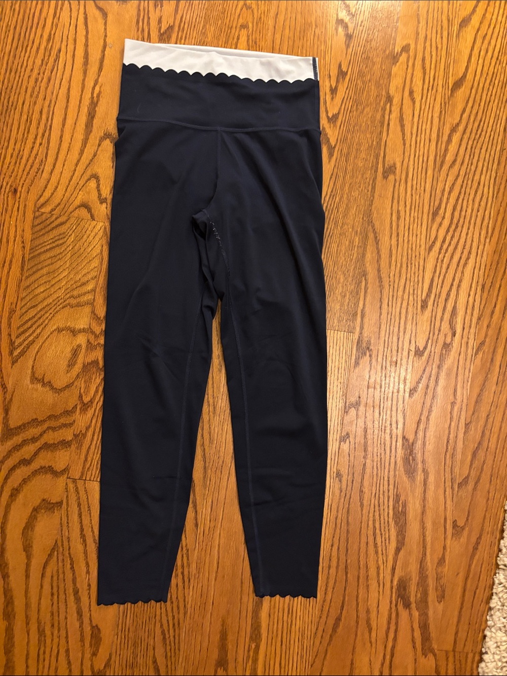 aerie Navy Leggings with White Scallop Waistband